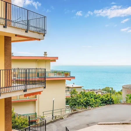 Apartment Miramare House