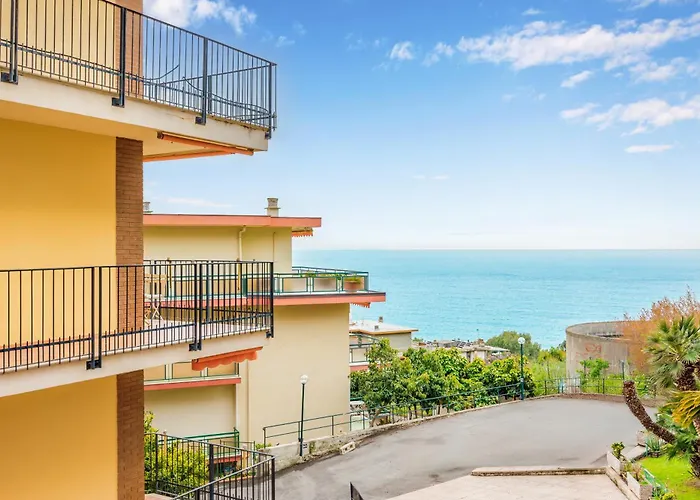 דירה Miramare House